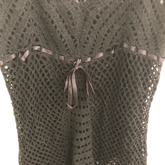 Top - Picture 2 of 4